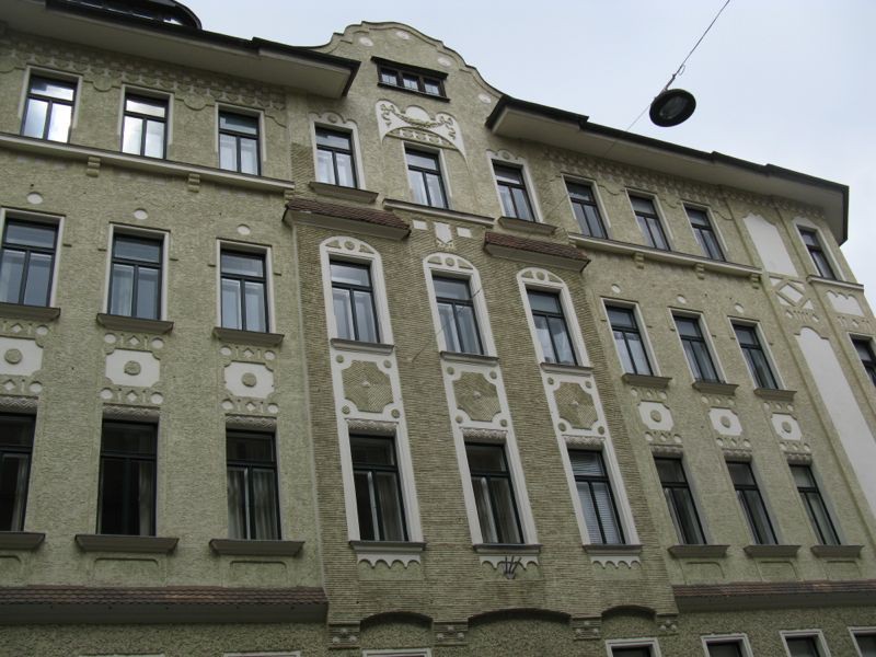 Ljubljana rough plastered building