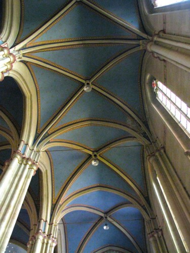 Zagreb_pm12a_InteriorCathedral