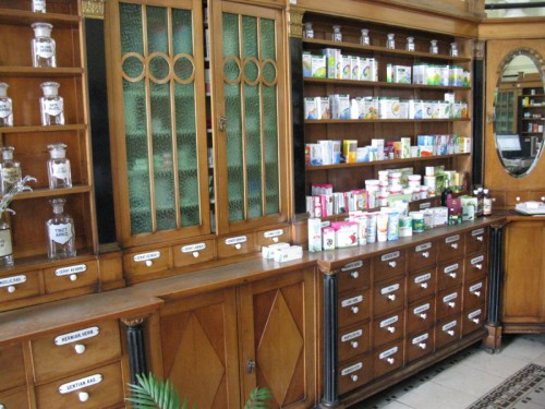Zagreb_pm13b_pharmacy