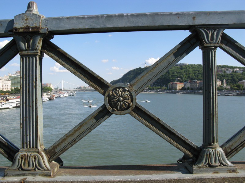 BudapestDay3_14Chain Bridge1